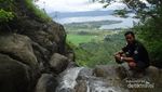 Unik, Air Terjun Berbentuk Hati di Samosir