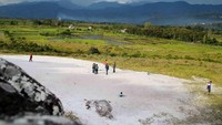 Pantai pasir putih bukit sumpula