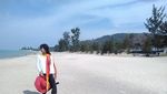 Unik! Pantai Tikus Emas di Bangka