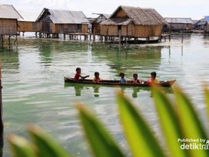 Unik! Ratusan Mata Air Tawar di Pinggir Pantai Wakatobi