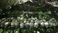 Pemakaman di Desa Terunyan (Sumber: bali-aga.blogspot.com)