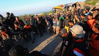Arak-arakan Labuhan Merapi