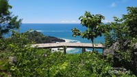 Pantai Surumanis