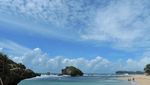 Usai Silaturahmi, Nikmati Indahnya Pantai Ngandong di Gunungkidul