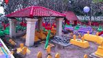 Viral Makam Warna-Warni Jadi Tempat Wisata