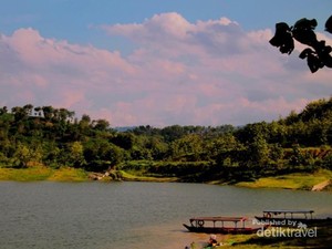 Waduk Cacaban, Keindahan Alam yang Tersembunyi di Slawi
