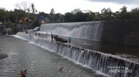 Dam Tukad Unda berada di Tukad Yeh Unda, Kecamatan Klungkung,Kabupaten Klungkung