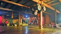 Nampak Bagian Dalam Rumah Adat Desa Wae Rebo.