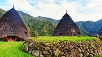 Tempat dimana yang dianggap suci dan wisatawan dilarang memasukinya.