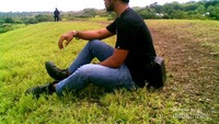 Traveler yang berkunjung ke bukit