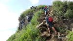 Wakwaw! Ada Gunung Batu yang Cantik di Jonggol