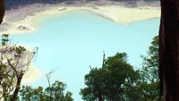 Pemandangan cantik Kawah Putih