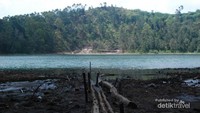 sisi lain dari telaga warna