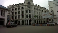 Bangunan London Sumatera yang terlihat klasik dan menawan.