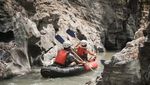 Weekend Menantang di Yogya, Main Kayak di Sungai Opak!