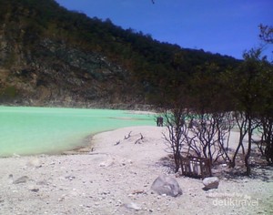 Weekend Murah Meriah ke Kawah Putih dan Situ Patenggang