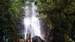 Wisata Air Terjun di Curug 7 Cilember, Bogor