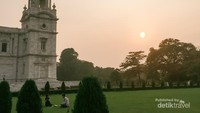 Nikmati sunset bersama orang tersayang