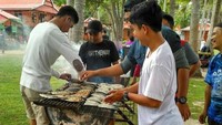 Acara bakar-bakar ikan favorit warga Bulukumba