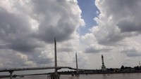 Jembatan Gentala Arasy membentang di Sungai Batanghari