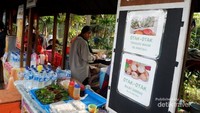 Spot Jajanan Rakyat di Eco Park