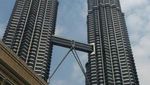 Wisata Gedung Pencakar Langit di Negeri Tetangga