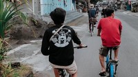 Sepeda jadi opsi wisata di tengah pandemi.