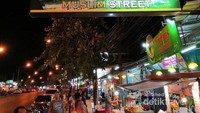 Aonang Muslim Street