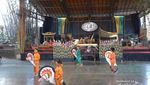 Wisata ke Saung Angklung Udjo yang Mendunia