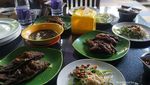 Wisata Kuliner Ayam Taliwang Lombok, Mantap!