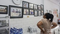 Foto Ibu Megawati dan adiknya bersama Nyonya Atep