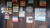 Salah satu sudut di Warung Gemitir.