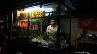 Kedai Sate Gurita Ajo Minang Tanjung di daerah Lhok Panglima, Sabang.
