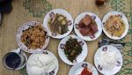 Wisata Kuliner Tak Biasa di Yogya: Waroeng Kopi Klotok Pakem