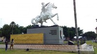 Patung Pageran Diponegoro yang dijadikan spot foto