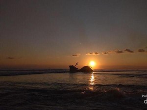 Wisata Murah Tapi Asyik, ke Pantai Kedu Saja