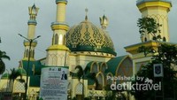 Menara di Masjid Hubbul Wathan