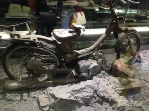 Wisata Sambil Belajar di Museum Geologi Bandung