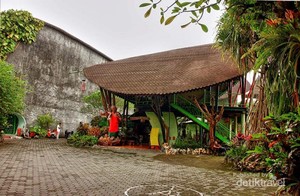 Wisata Seni di Museum Affandi, Yogyakarta