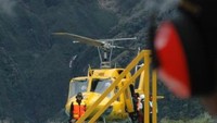 Helikopter Bel yang membawa kami turun dari Tembagapura ke timika (foto: keken/detikTravel)