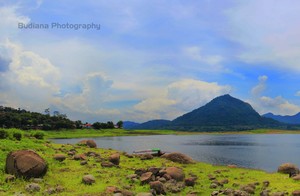 Wow! Ternyata Waduk Jatiluhur Bisa Jadi Tempat Wisata Asyik