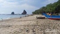 Pantai Papuma di Jember