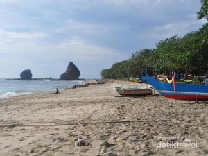 Yang Cantik di Jember, Pantai Papuma