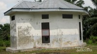 Sarana dan prasarananya cukup lengkap