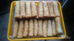 Yang Enak di Malang, Onde Onde dan Lumpia Bu Dewi