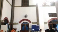 Arsitektur di dalam stasiun Tawang