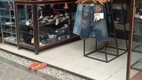 Traveler harus menawar di Pasar Aviari ya!