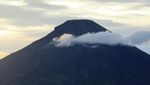 Yang Paling Dinanti di Sikunir: Golden Sunrise