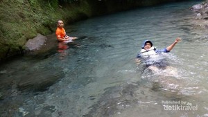 Yang Segar & Dingin di Sumatera Utara: Air Terjun Teroh-teroh