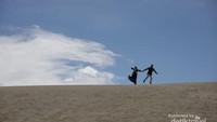 kegiatan foto wedding di gumuk pasir parangkusump